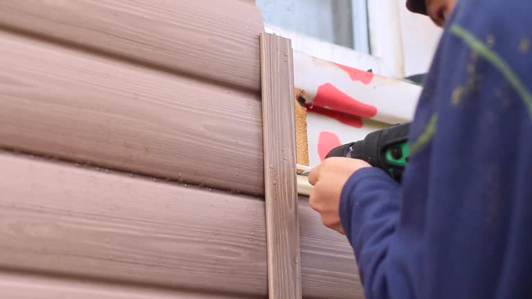 Best Fascia and Soffit Installation  in Diamondhead, MS